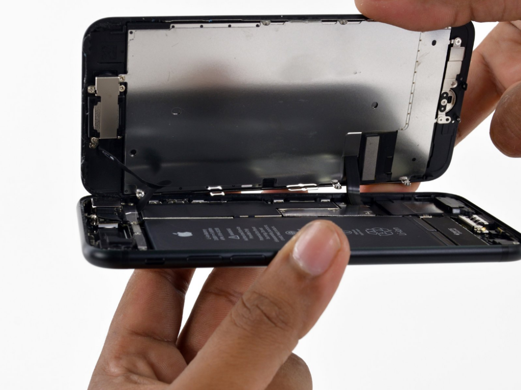 Cambio de Batería iPhone 8 Plus - Phonetastic Repair